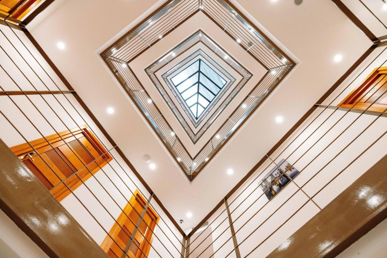 Atrium Boutique מלון טביליסי