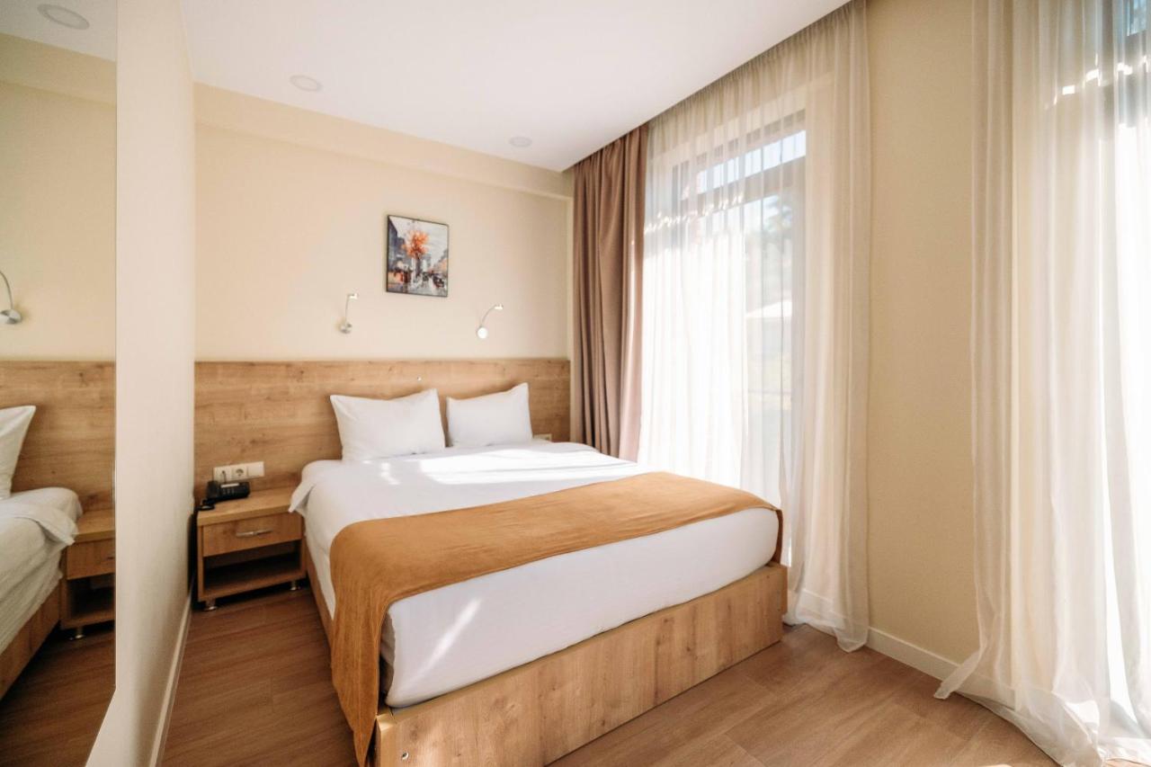 Atrium Boutique מלון 4*