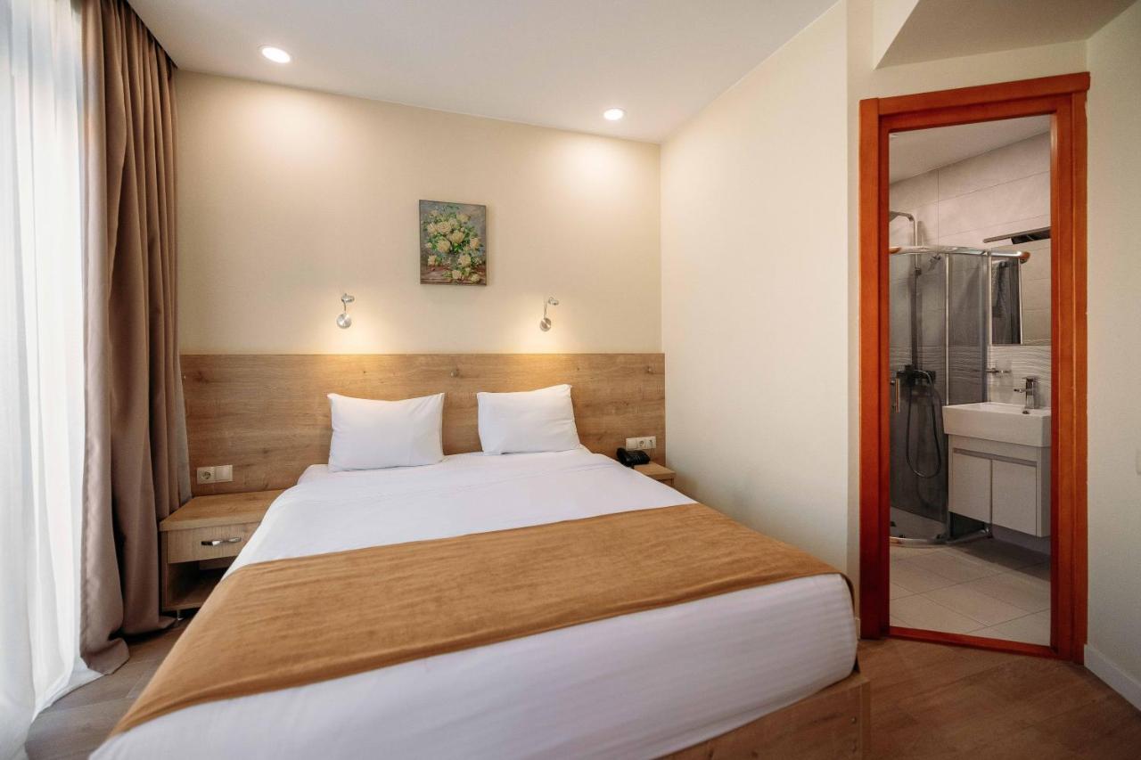 Atrium Boutique מלון 4*
